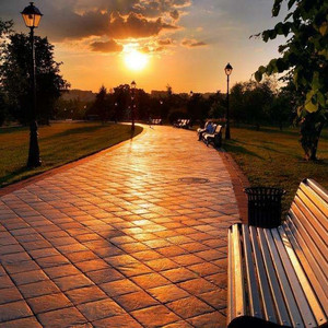 日本a片温泉下的母子
