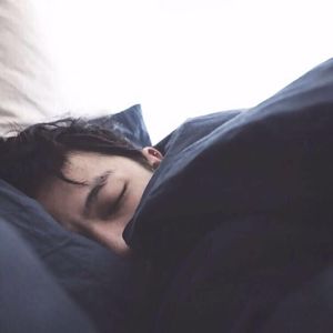 日本a片温泉下的母子
